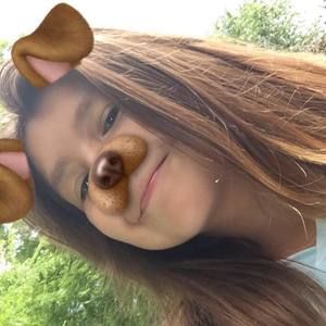 Meet your Posher, Angie